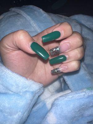 Crystal Star & Nails