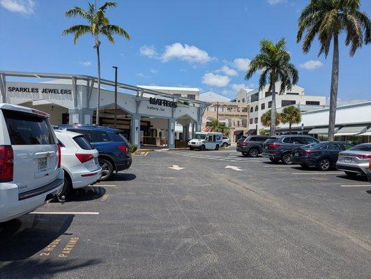 Crystal Cove Commons