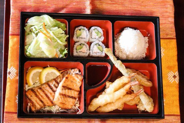 Mama's Grill 'n Bento Teriyaki