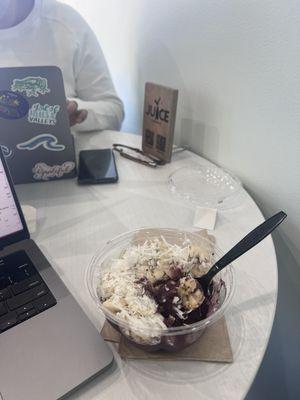 Nuthin but qn a Thang Acai Bowl