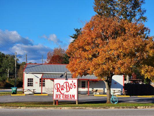 RaBo's Sweets & Trading Post