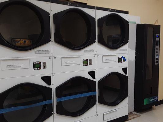 Anne's Webster Laundromat
