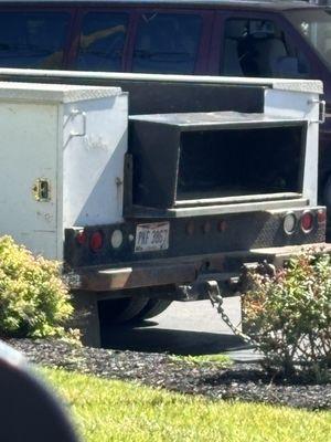 Watch out driving behind them. They don't know how to hook up trailer lights. Accident waiting to happen.