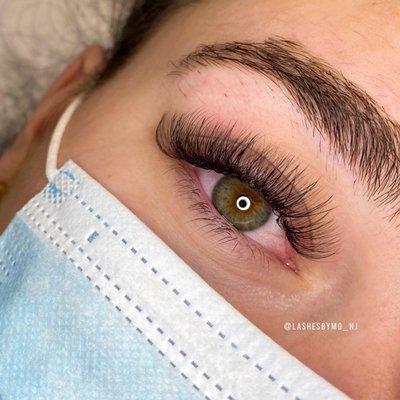 Hybrid Lash Extensions - Medium Length
