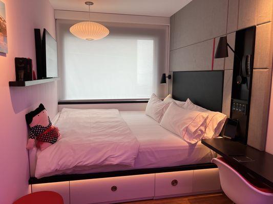 CitizenM