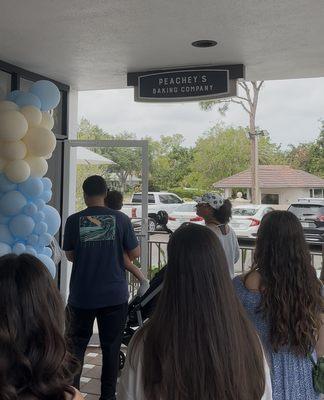 Peacheys Baking Company