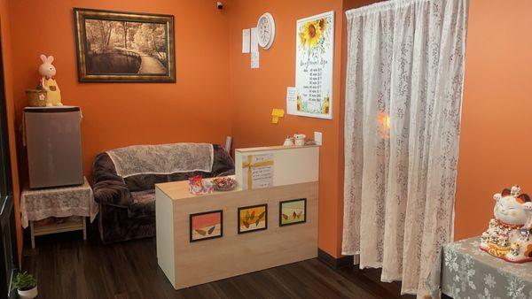 Front desk at Sunflower Massage Spa in Corvallis, OR