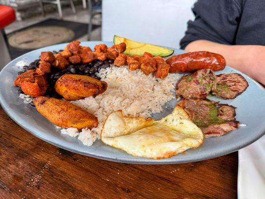 Bandeja Paisa