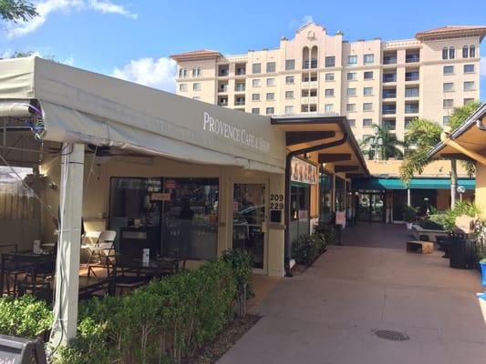 Provence Cafe & Shop