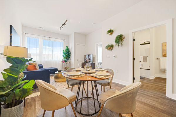 Luxor Lifestyle Apartments Lansdale