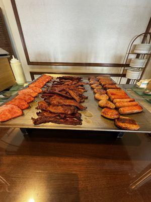 The Breakers News & Gourmet