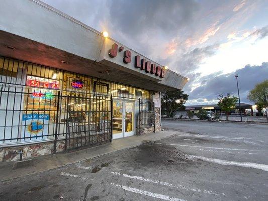 J's Liquors