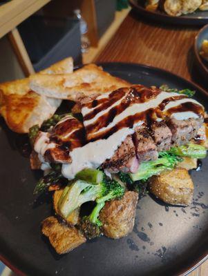 What I Crave Restaurant & Tavern