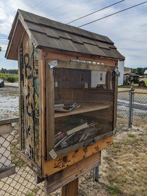 Community Book Box, 184 Main St, Heislerville