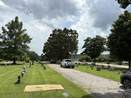 A warm but beautiful day, facing southward. Sidney Street is located in the background, to the right.