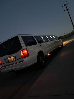 Elegant Wheels Limousine