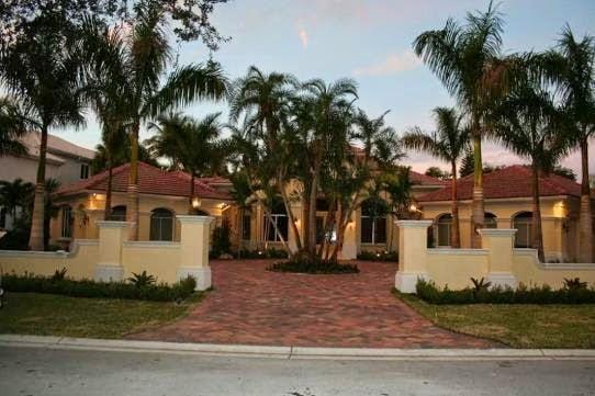 Dennis Porcelain Enterprises Inc