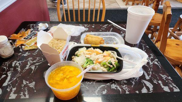 Eggdrop Soup, Moo Goo Gai Pan & Eggrolls