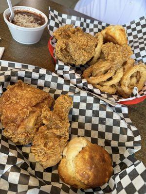 2 pcs Fried White Meat Chicken Combo, 2 pc Fried Dark Meat Chicken