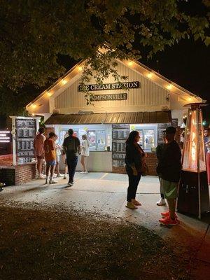 Ice Cream Station