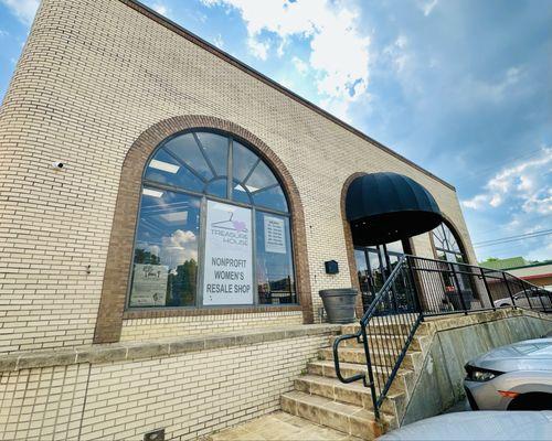 Treasure House Fashions