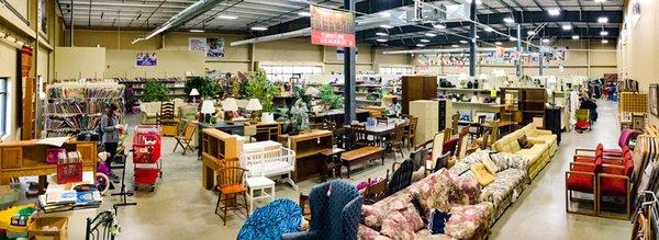 Many Hands Thrift Market