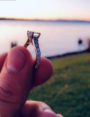 Kim Khap Gems & Jewelry