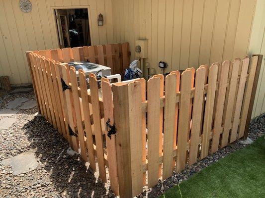 Alternating Board Fencearound Pool Gear