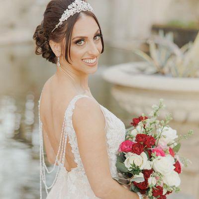 Beauty Bar By Anna C