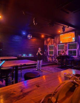 Nawiliwili Bar & Lounge