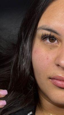 Elevate your beauty with our natural doll eye look!