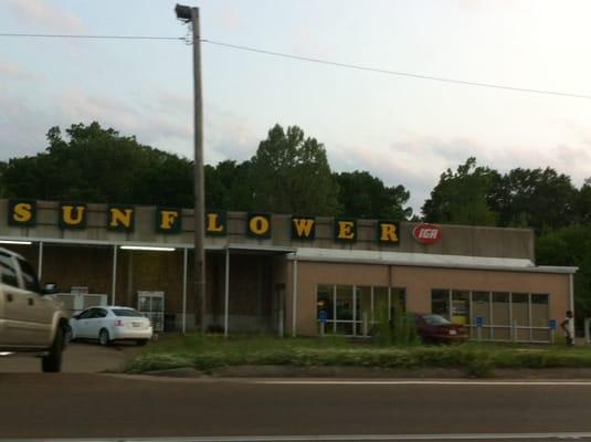 Sunflower Food Store