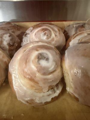 Divinos Bakery & Restaurant