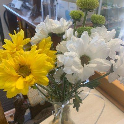 Congratulations on your new store...Yellow Umbrella Vintage!