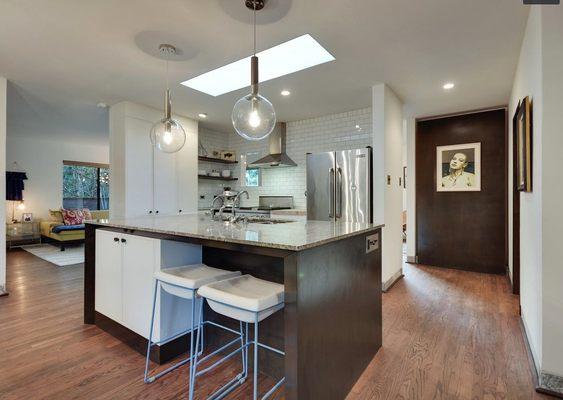 SB Roofing & Construction