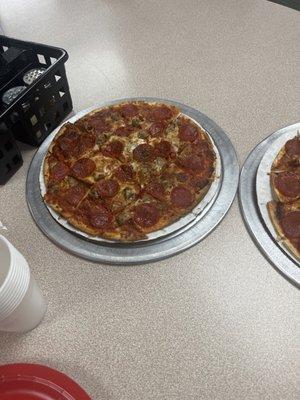 $12 for this look frozen pizzas