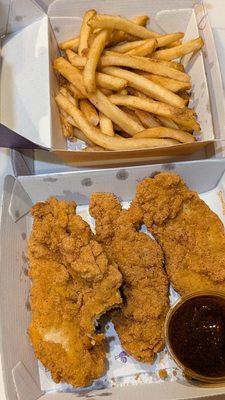 Street bird - m's chicken tenders and fries
