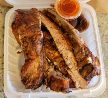 Nunzio's BBQ Charcoal Grill
