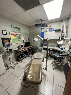 Our clean office is equipped with everything to provide comprehensive dental care!