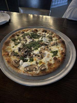 Build your own white pizza, garlic, ricotta, fresh mushrooms and pesto