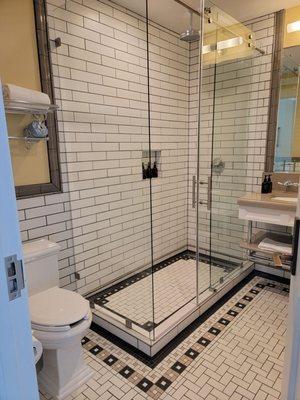 Mammoth Hot Springs Hotel Expresso Bar Front Lobby