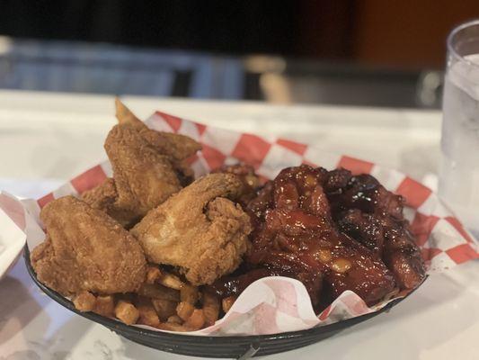 Wilma's Famous BBQ & Tavern