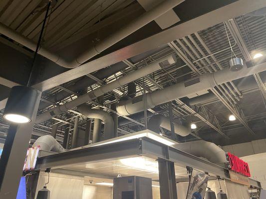 The hood and ventilation systems are quite impressive. I wonder who could do such a thing? Hmmmm