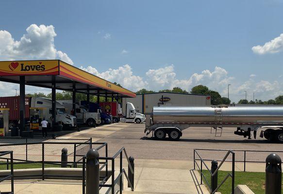 Love's Travel Stop