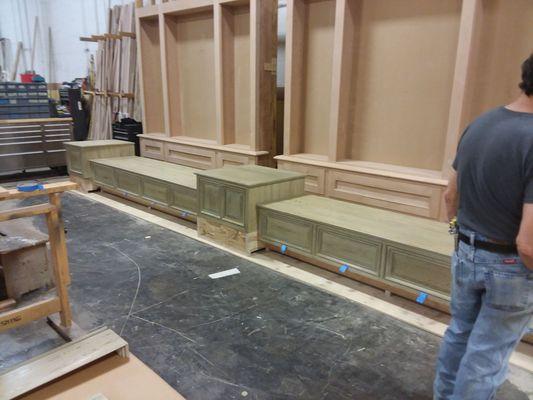 Golden hand handyman