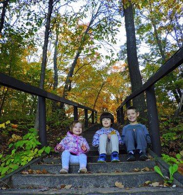 Steps from campground down to the water.