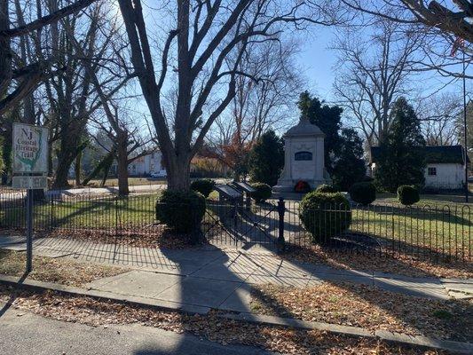 Greenwich Tea Burning Monument