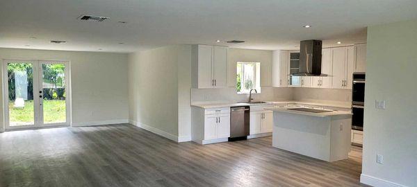 Inovec Restoration & Construction