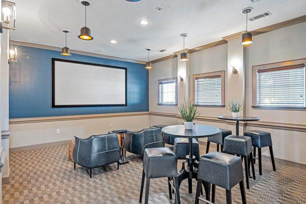 The Pointe at Vista Ridge Apartments