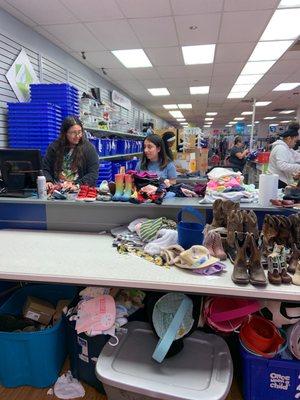 The girl in the blue was dismissive and unprofessional.